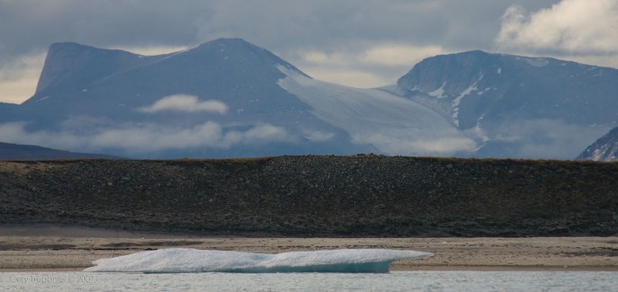 Looking to the right a few degrees from the previous photo, the mountain glaciers continue.
